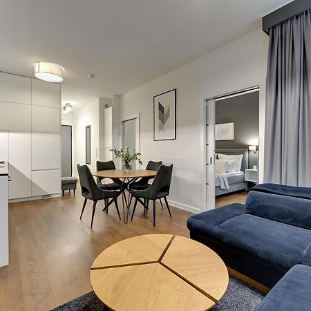 Granaria Deluxe & Riverside By Downtown Apartments Gdansk Bagian luar foto